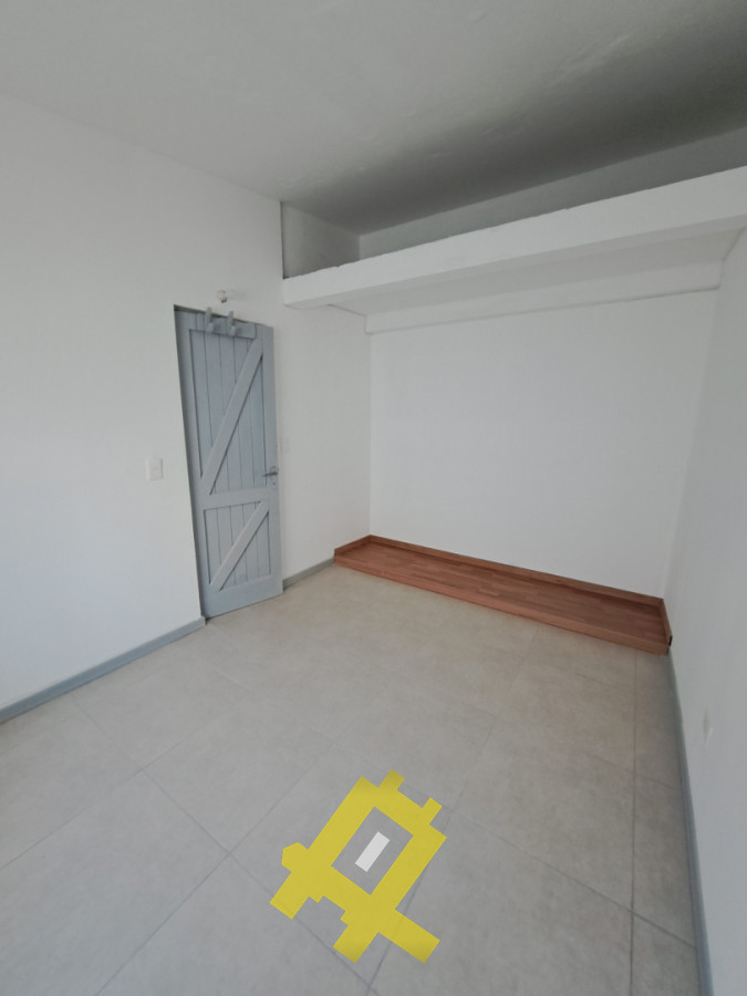 Casa ID.130 - CASA EN ALQUILER ANUAL EN BARRIO ODIZZIO