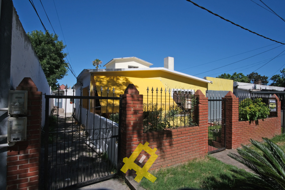 Casa ID.139 - Casa + apartamento + depostito en Maldonado