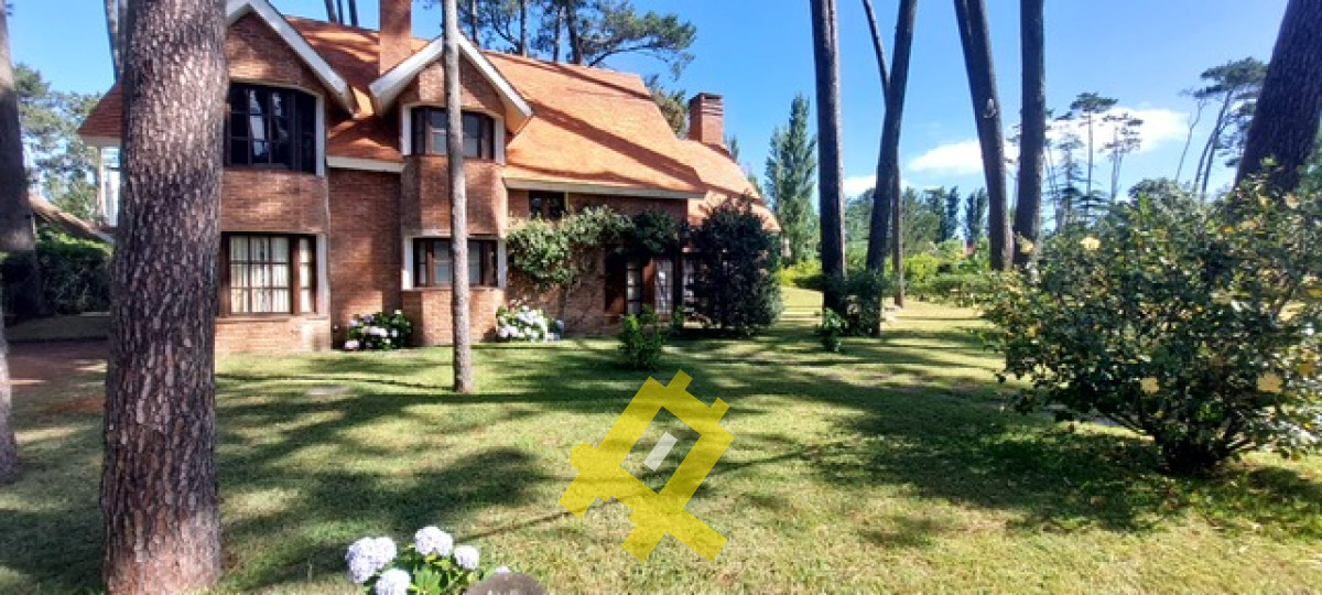 Casa ID.6 - Hermoso chalet en Pinares Punta del Este