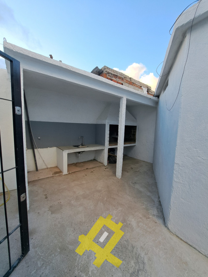 Casa ID.130 - CASA EN ALQUILER ANUAL EN BARRIO ODIZZIO