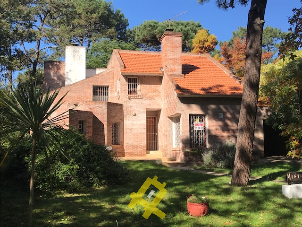 Casa ID.58 - Hermosa Casa en Pinares 