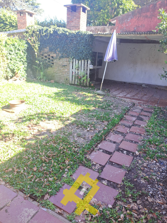 Casa ID.151 - Chalet en Venta barrio California Park