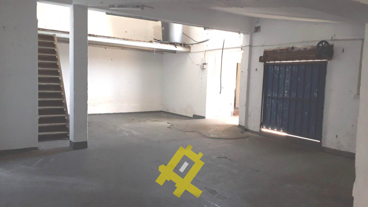 Galpón ID.26 - GALPON EN VENTA EN PLENO CENTRO DE MALDONADO, A UNA CUADRA DE LA PLAZA.