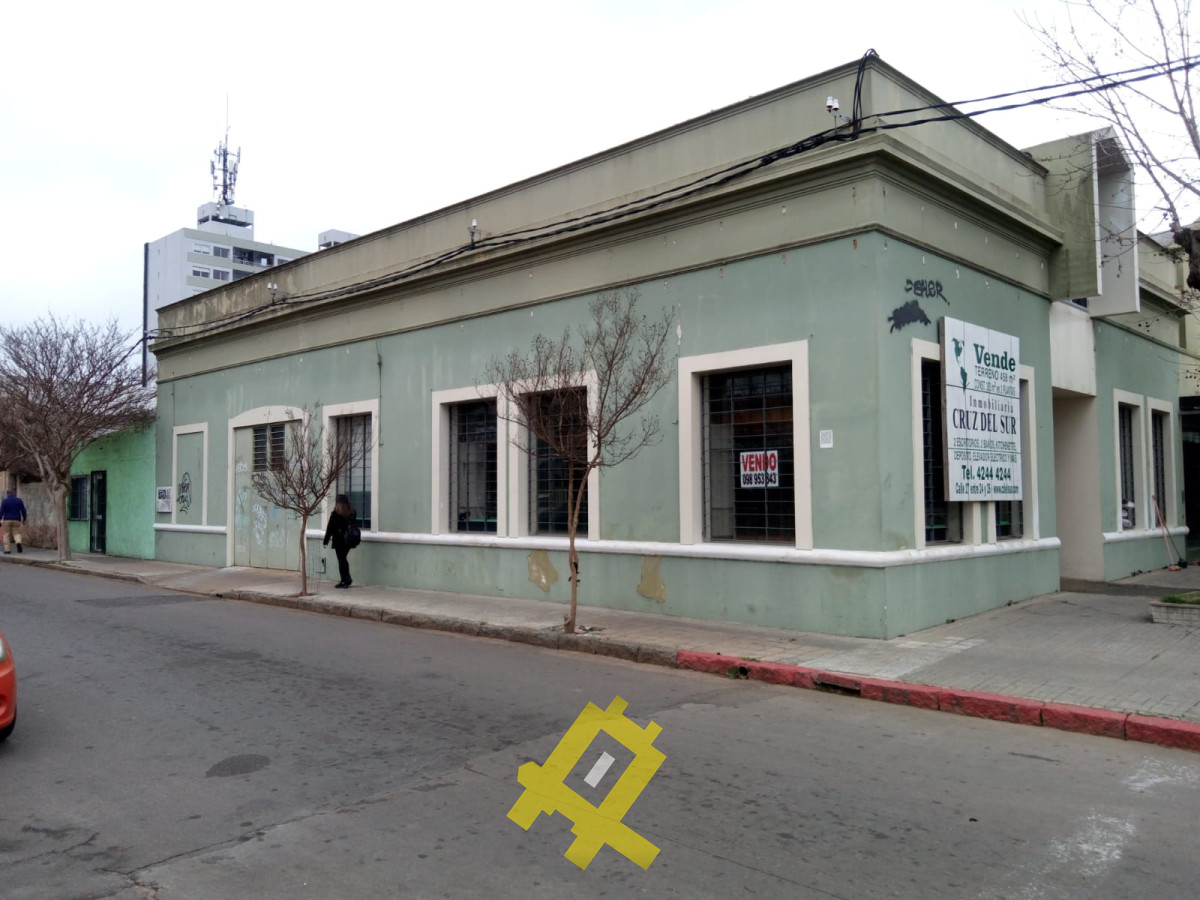 Local Comercial ID.91 - Local Comercial  centro de Maldonado