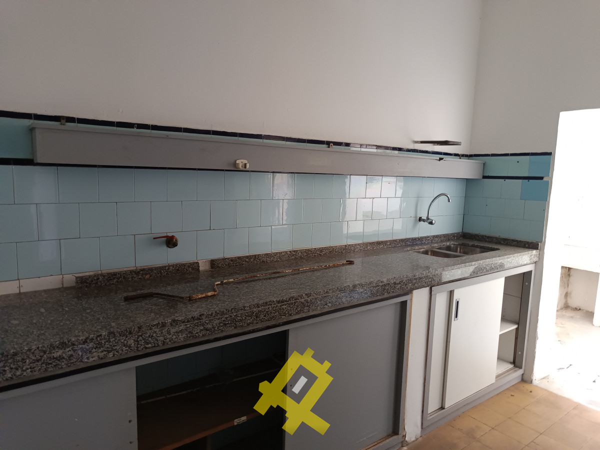 Local Comercial ID.110 - Local Comercial centro de Maldonado