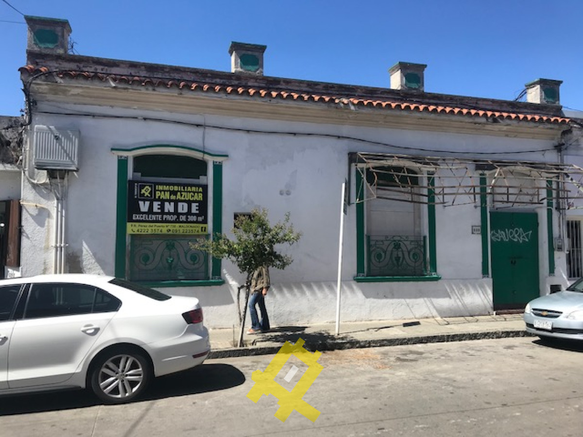 Local Comercial ID.28 - Excelente Hotel en Maldonado, ideal para residencial.