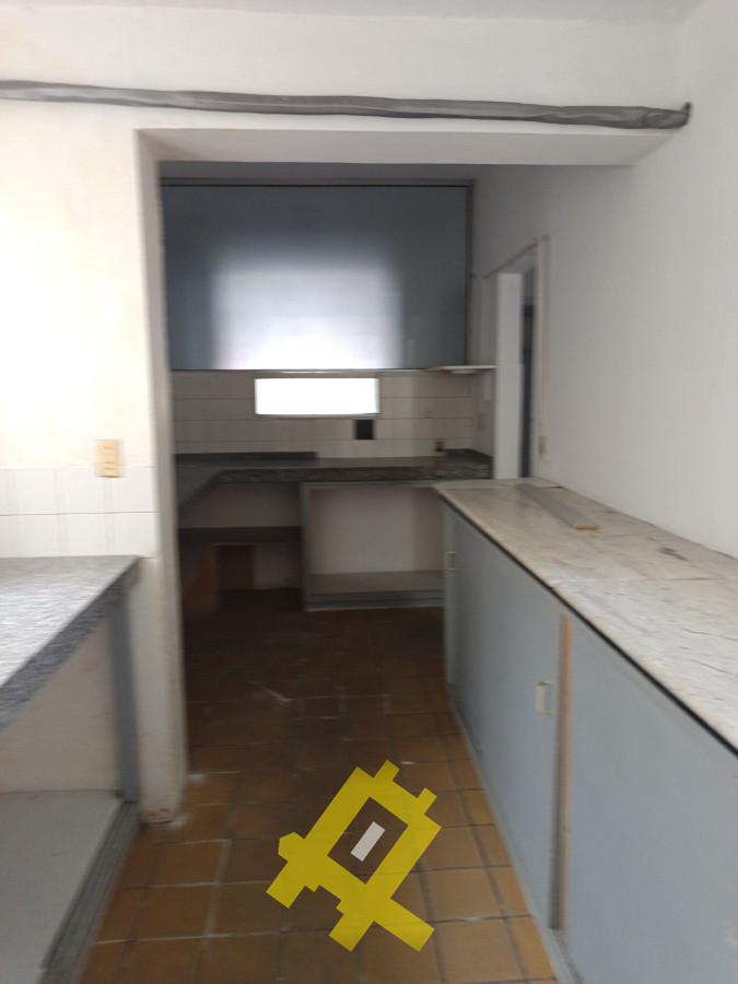 Local Comercial ID.110 - Local Comercial centro de Maldonado