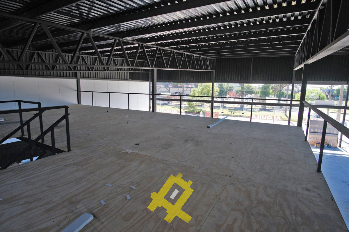 Local Comercial ID.147 - LOCALES EN ALQUILER EN AV. LUSSICH