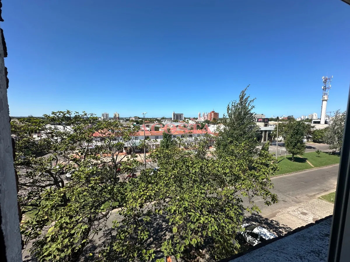 Apartamento ID.230 - Apartamento con parrillero propio, centro de Maldonado