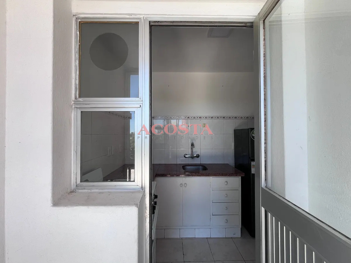 Apartamento ID.230 - Apartamento con parrillero propio, centro de Maldonado