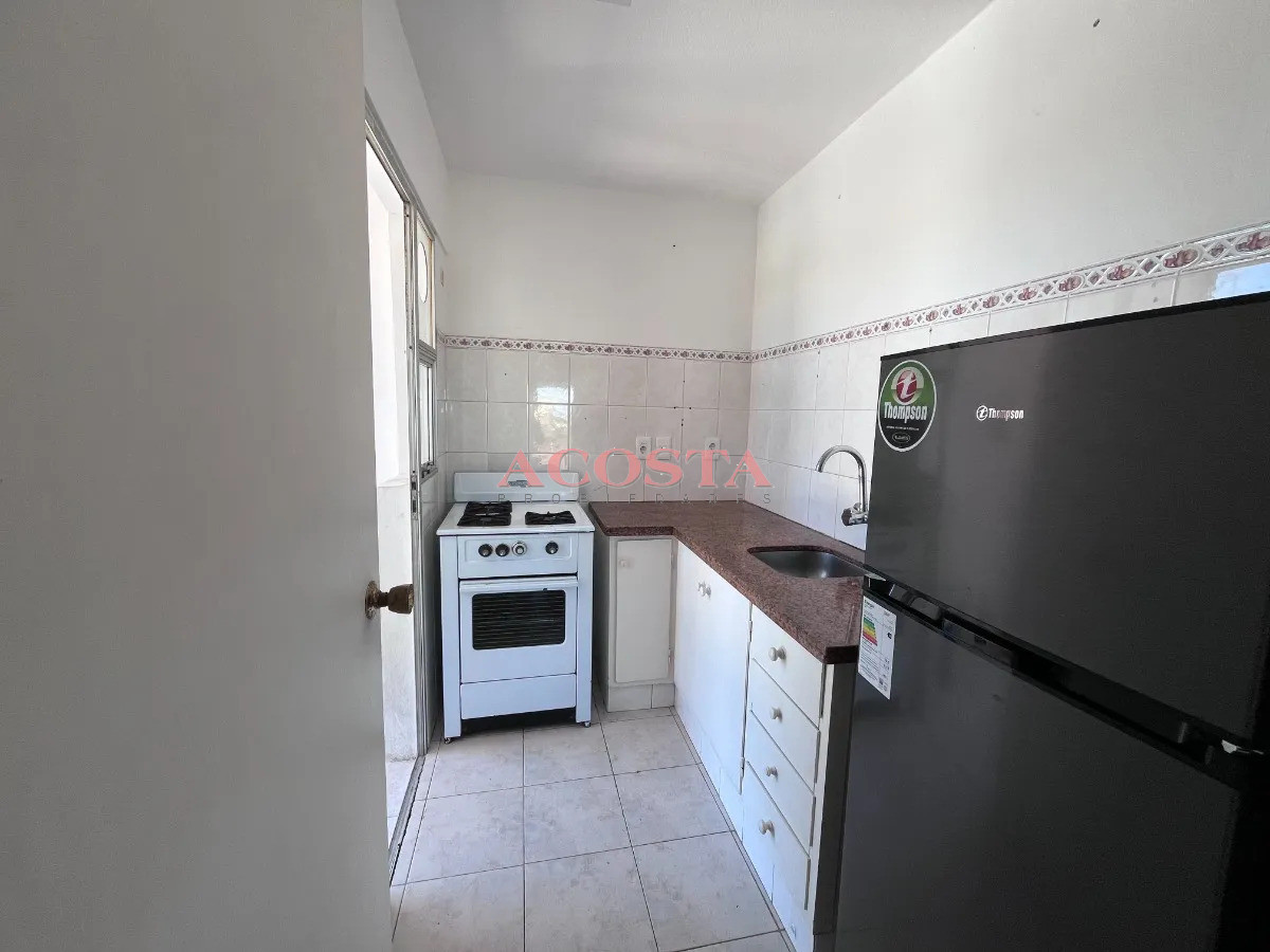 Apartamento ID.230 - Apartamento con parrillero propio, centro de Maldonado