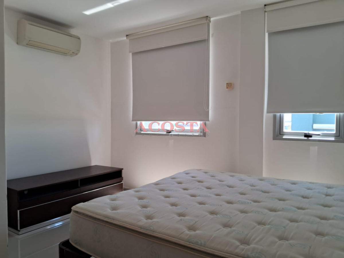 Apartamento ID.152 - pent house en zona de playa brava 