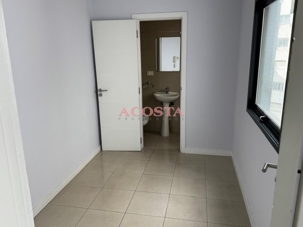 Apartamento ID.209 - Oportunidad en zona de Pocitos 