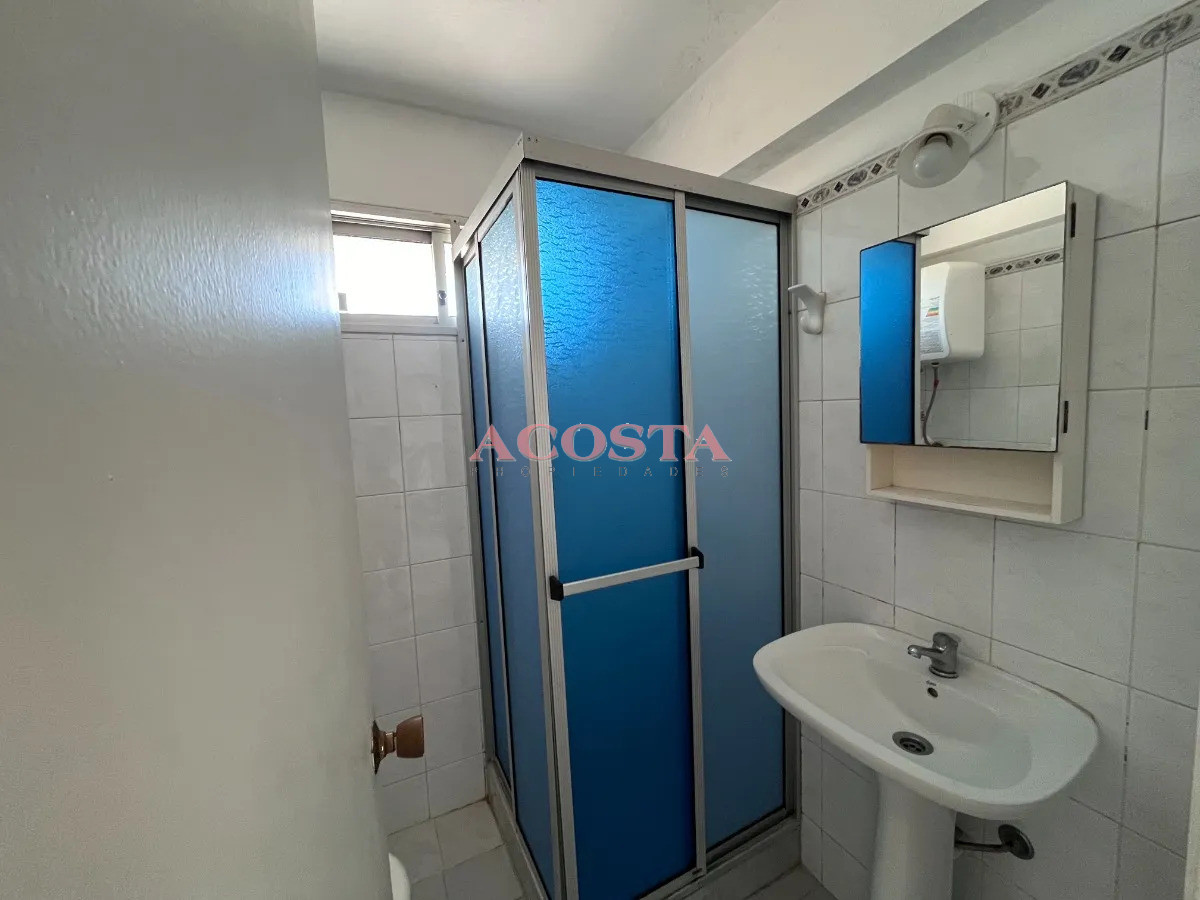 Apartamento ID.230 - Apartamento con parrillero propio, centro de Maldonado