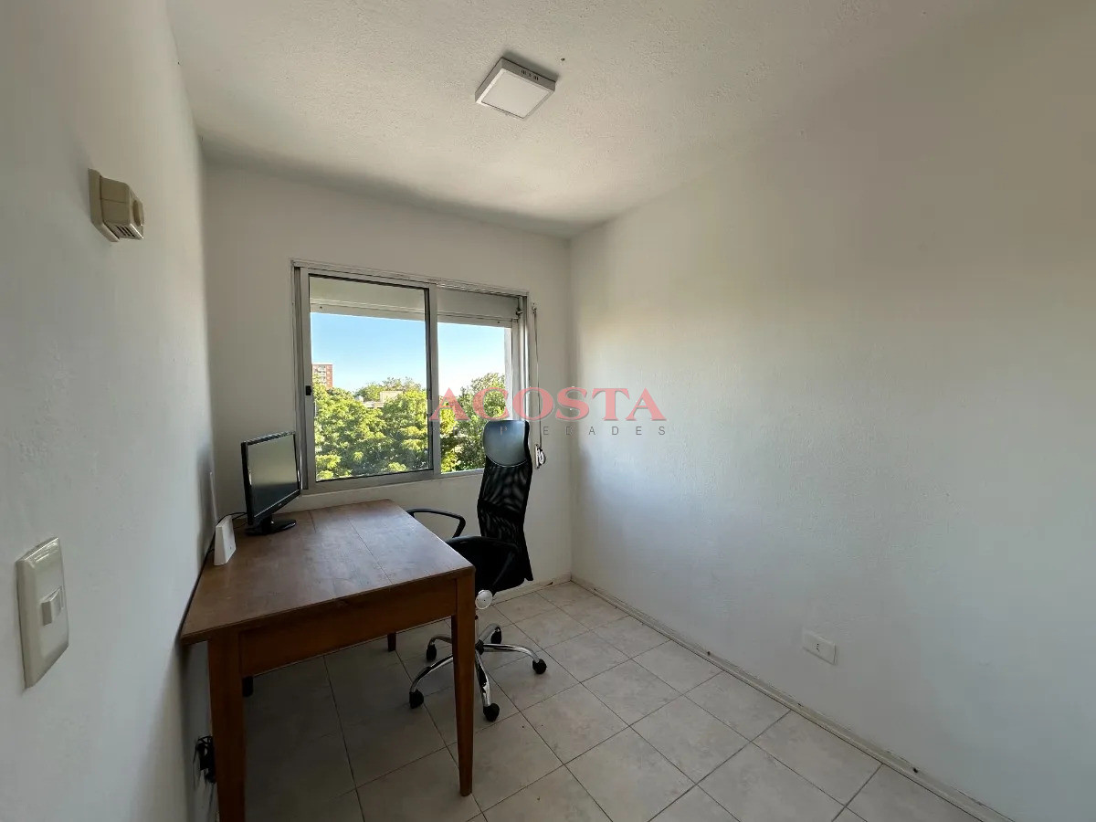 Apartamento ID.230 - Apartamento con parrillero propio, centro de Maldonado