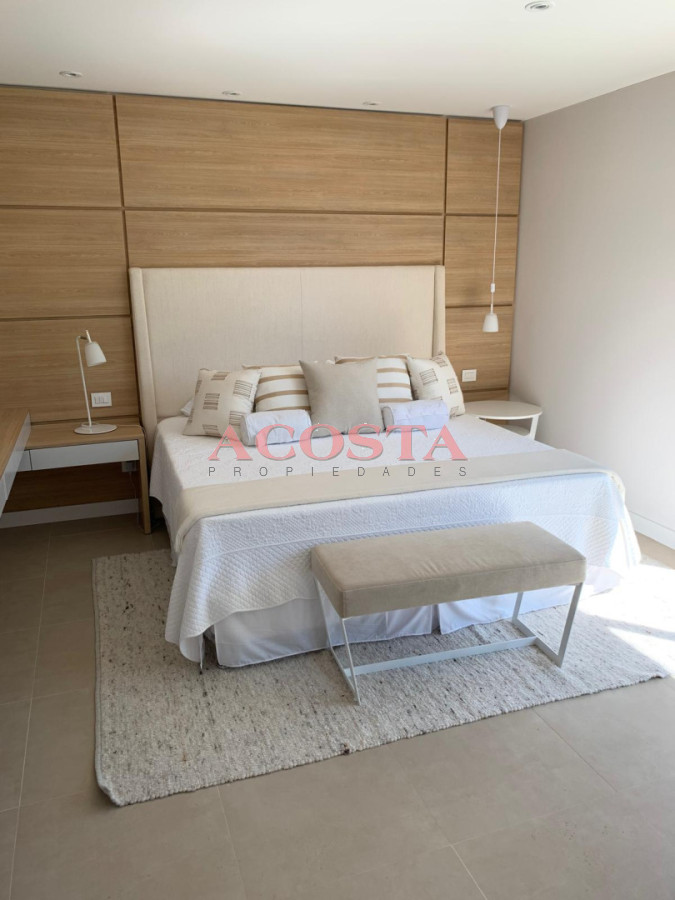 Casa ID.235 - Casa moderna de excelente construcción 