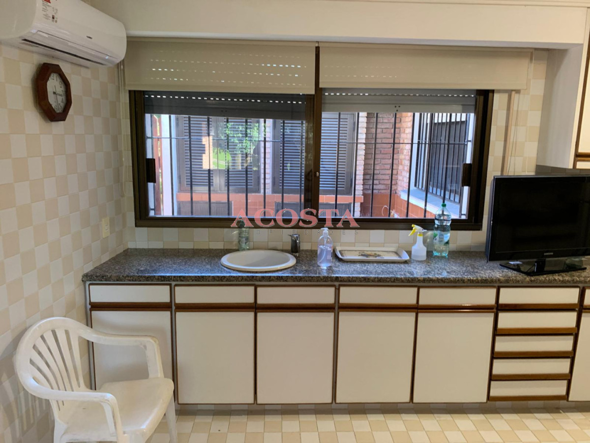 Casa ID.189 - Oportunidad en Playa Mansa 