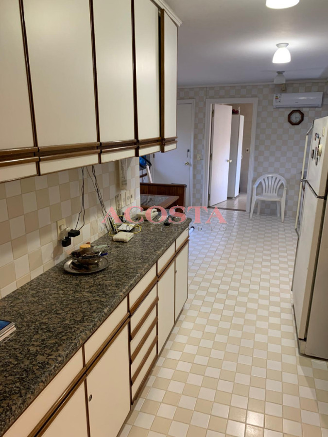 Casa ID.189 - Oportunidad en Playa Mansa 