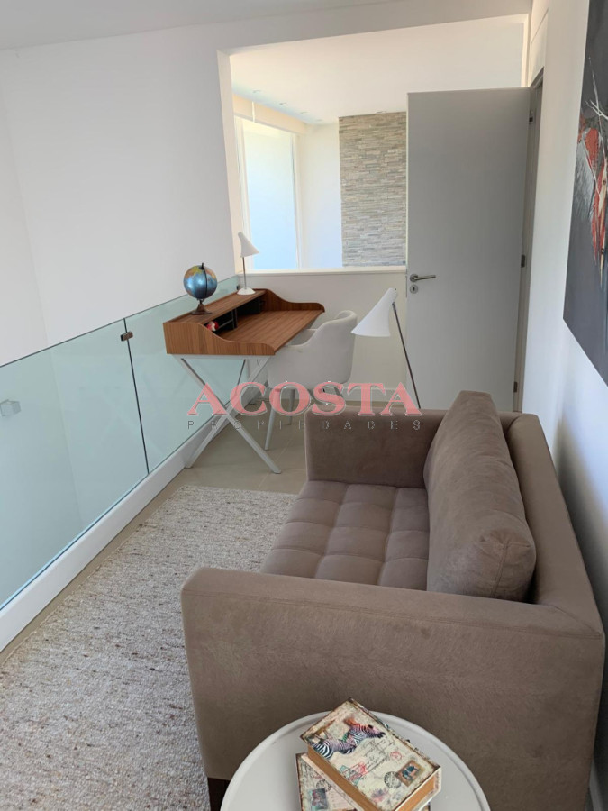 Casa ID.235 - Casa moderna de excelente construcción 