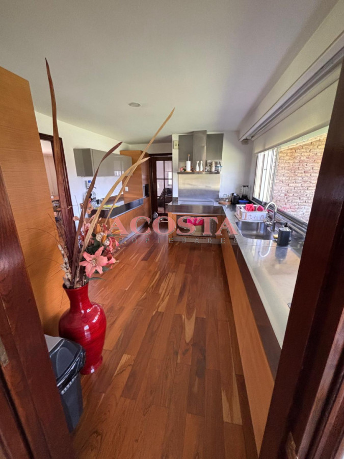 Casa ID.186 - casa premium a pocas cuadras de Punta Shopping 