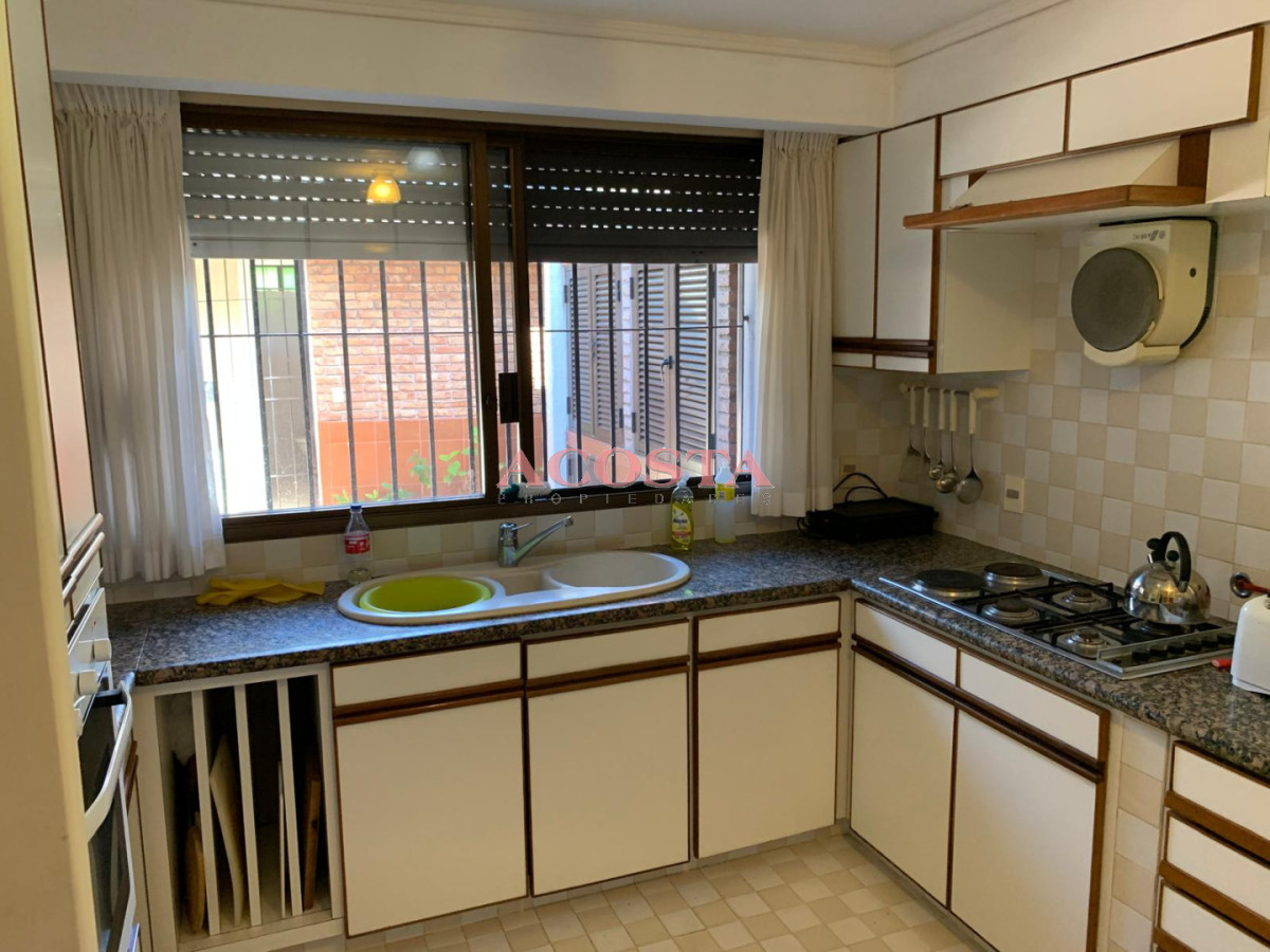 Casa ID.189 - Oportunidad en Playa Mansa 