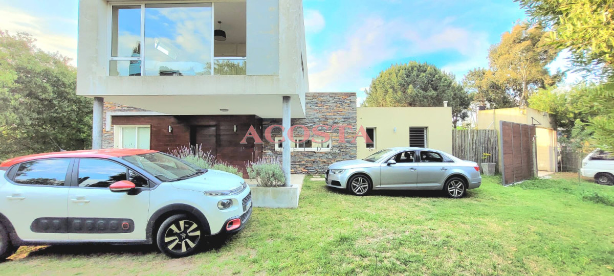 Casa ID.266 - Casa en impecable estado 