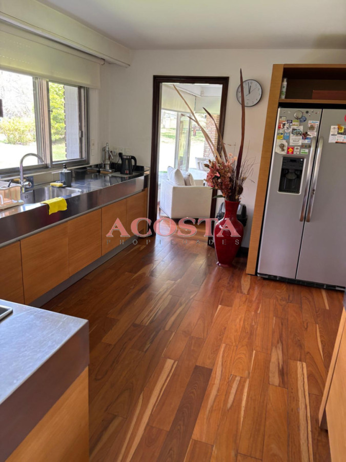 Casa ID.186 - casa premium a pocas cuadras de Punta Shopping 