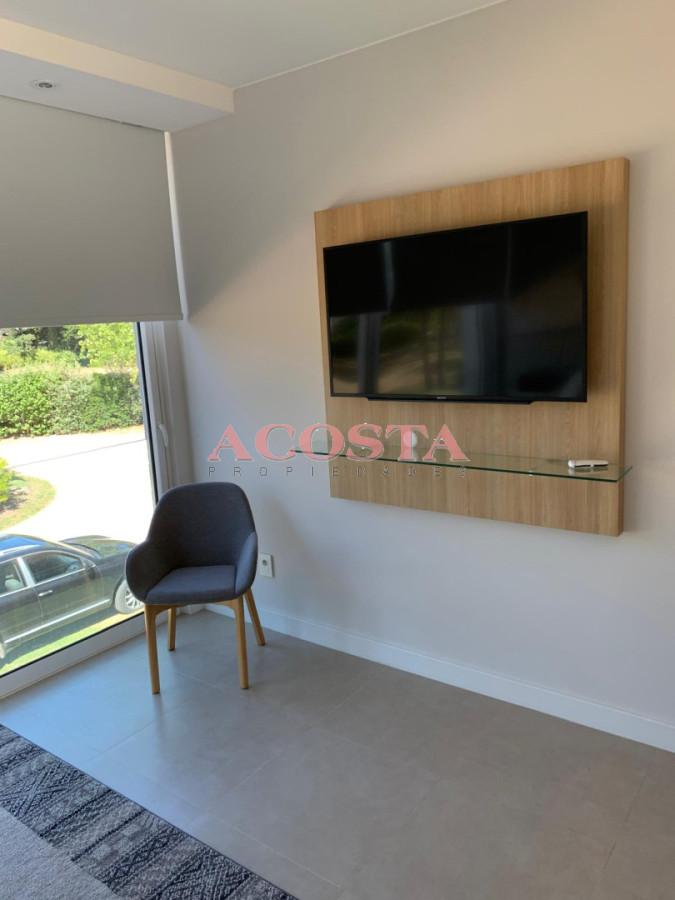 Casa ID.235 - Casa moderna de excelente construcción 