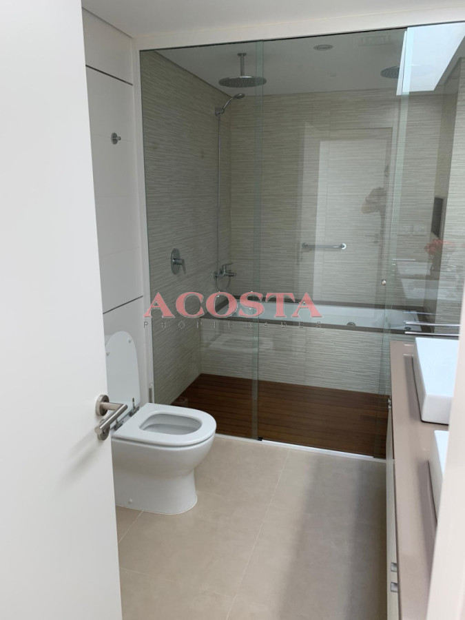 Casa ID.235 - Casa moderna de excelente construcción 