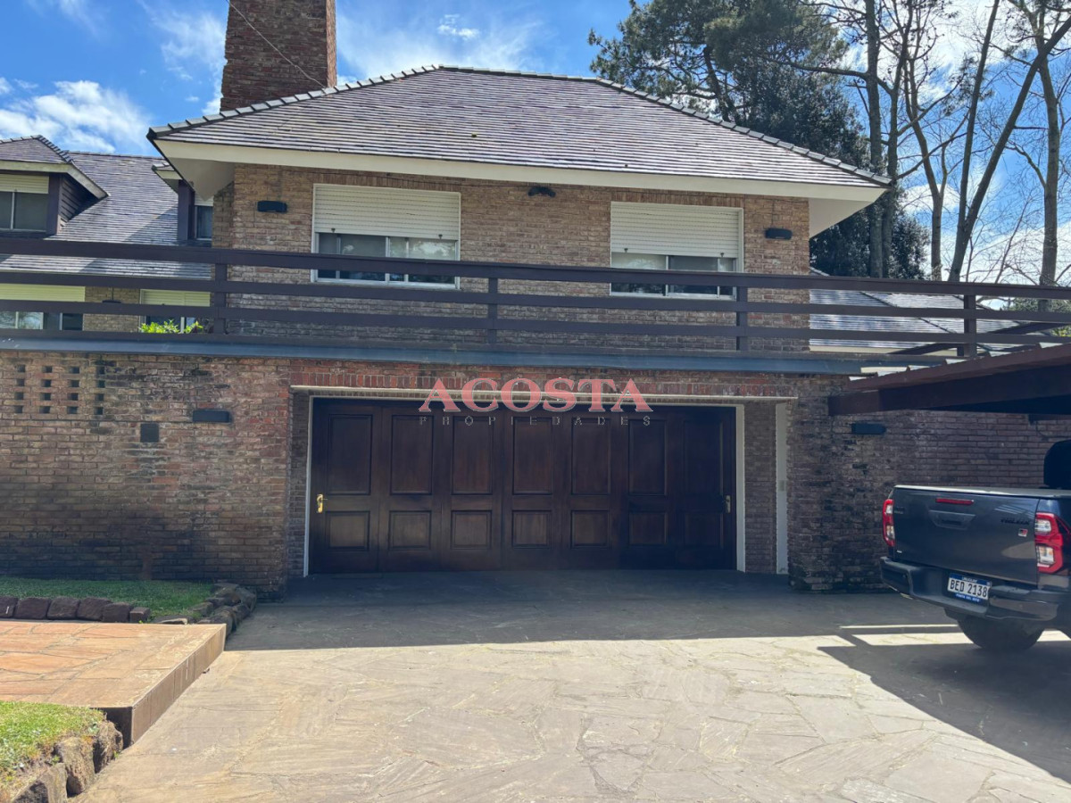 Casa ID.186 - casa premium a pocas cuadras de Punta Shopping 