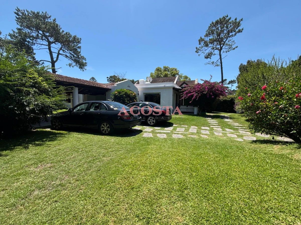 Casa ID.253 - Oportunidad en zona de San Rafael hermoso jardin