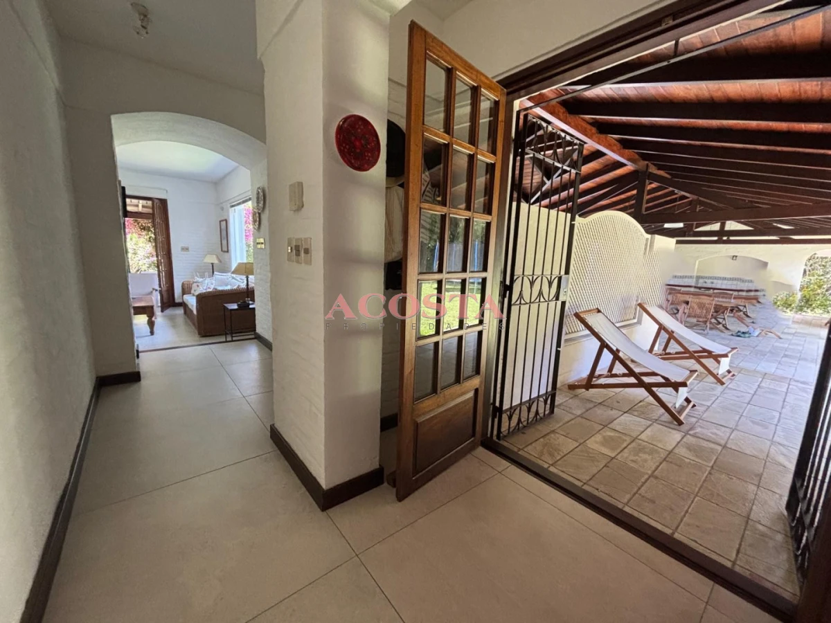 Casa ID.253 - Oportunidad en zona de San Rafael hermoso jardin