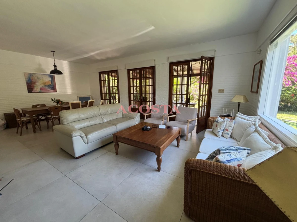 Casa ID.253 - Oportunidad en zona de San Rafael hermoso jardin