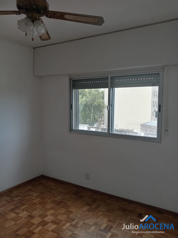 Apartamento ID.1383 - Hermoso apartamento 3 dormitorios, 2 baños. en pleno centro de Colonia del Sacramento