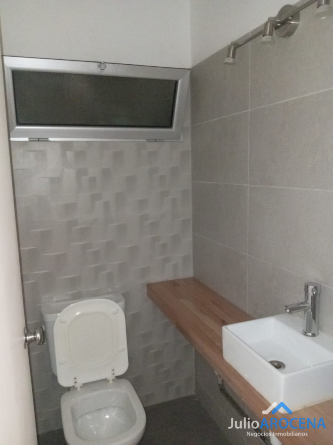 Apartamento ID.1383 - Hermoso apartamento 3 dormitorios, 2 baños. en pleno centro de Colonia del Sacramento