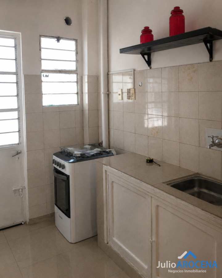 Apartamento ID.1474 - APARTAMENTO AMOBLADO EN CENTRO DE MONTEVIDEO