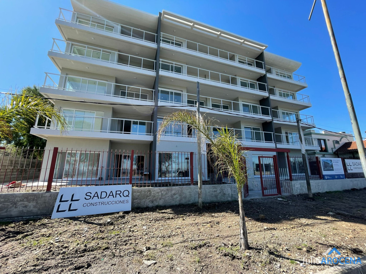 Apartamento ID.1196 - APARTAMENTO EN RAMBLA DE LAS AMERICAS 2º PISO 