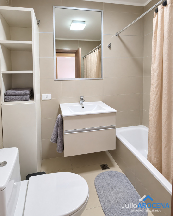 Apartamento ID.1493 - APARTAMENTO CON VISTA A LA BAHÍA DE LA CIUDAD DE COLONIA EN VENTA