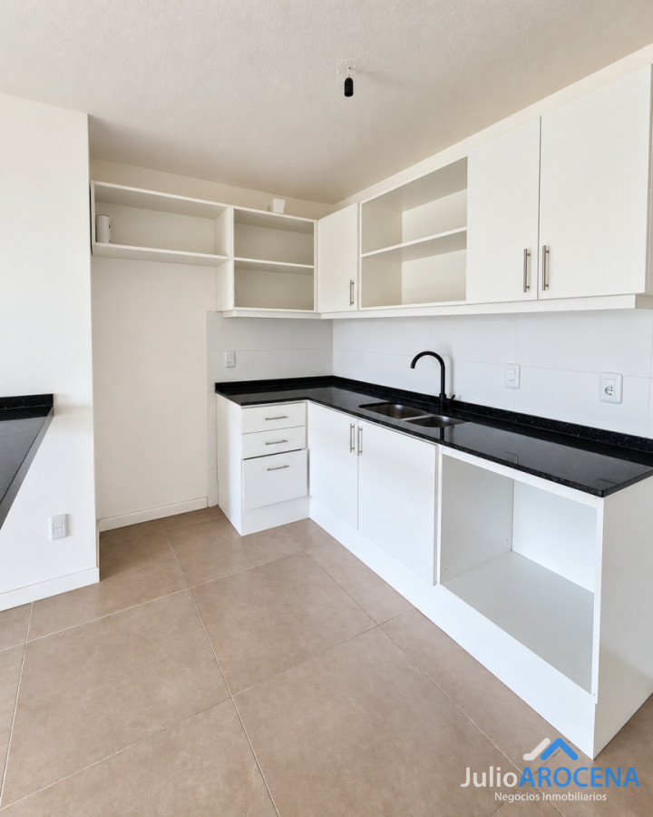 Apartamento ID.1312 - HERMOSO APARTAMENTO CON VSITA A LA PLAYA 2 DORMITORIOS