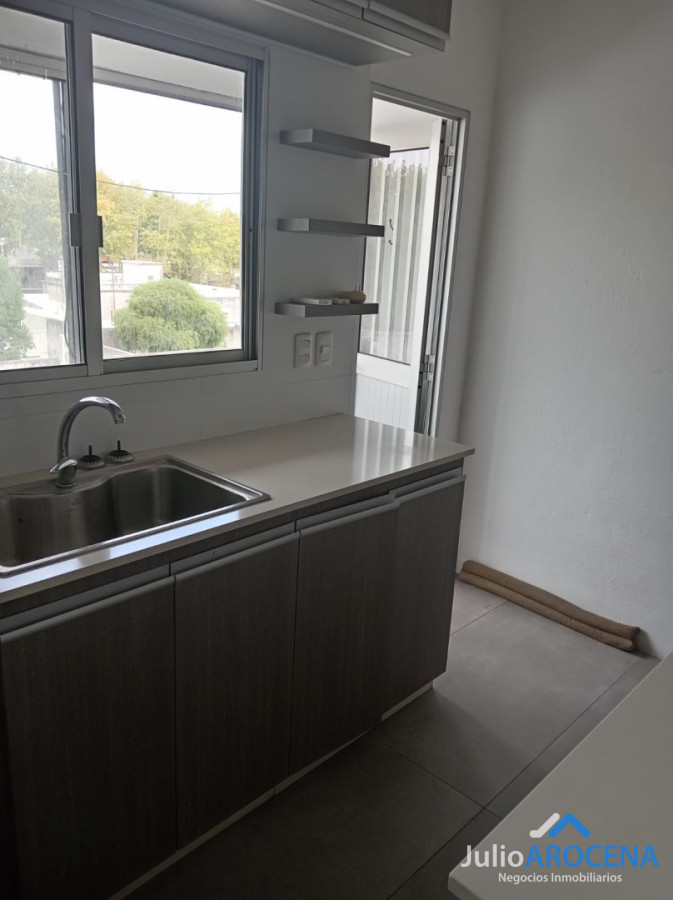 Apartamento ID.1383 - Hermoso apartamento 3 dormitorios, 2 baños. en pleno centro de Colonia del Sacramento