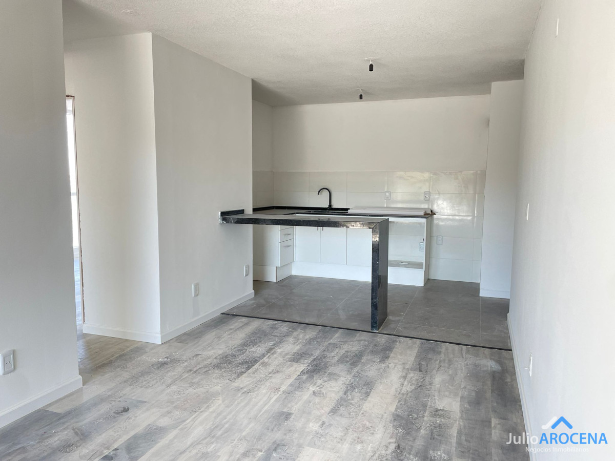 Apartamento ID.1196 - APARTAMENTO EN RAMBLA DE LAS AMERICAS 2º PISO 