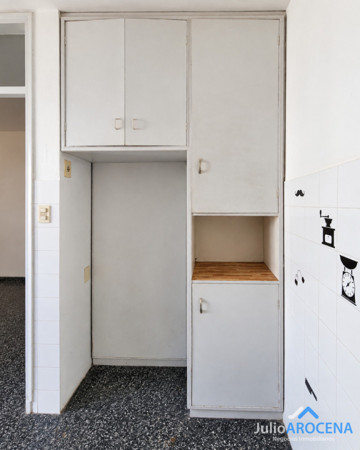 Apartamento ID.1475 - APARTAMENTO MUY LUMINOSO CON BALCÓN Y VISTA AL RÍO EN EL CENTRO