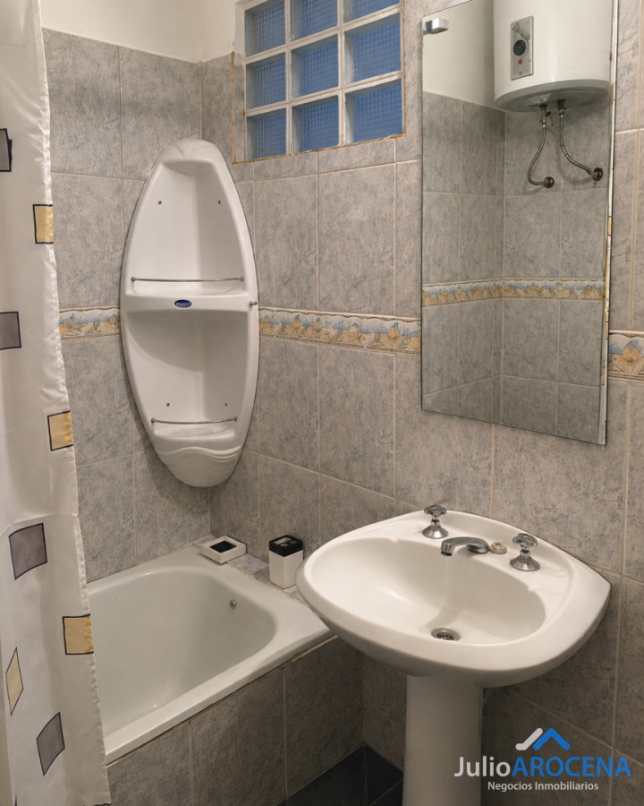Apartamento ID.1474 - APARTAMENTO AMOBLADO EN CENTRO DE MONTEVIDEO