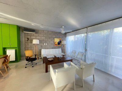 Hermoso monoambiente en venta. Zona del Real de San Carlos, Colonia del Sacramento