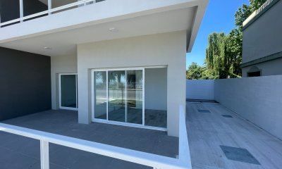 Unidad 002: Una Vida al Estilo de una Casa en la Costa