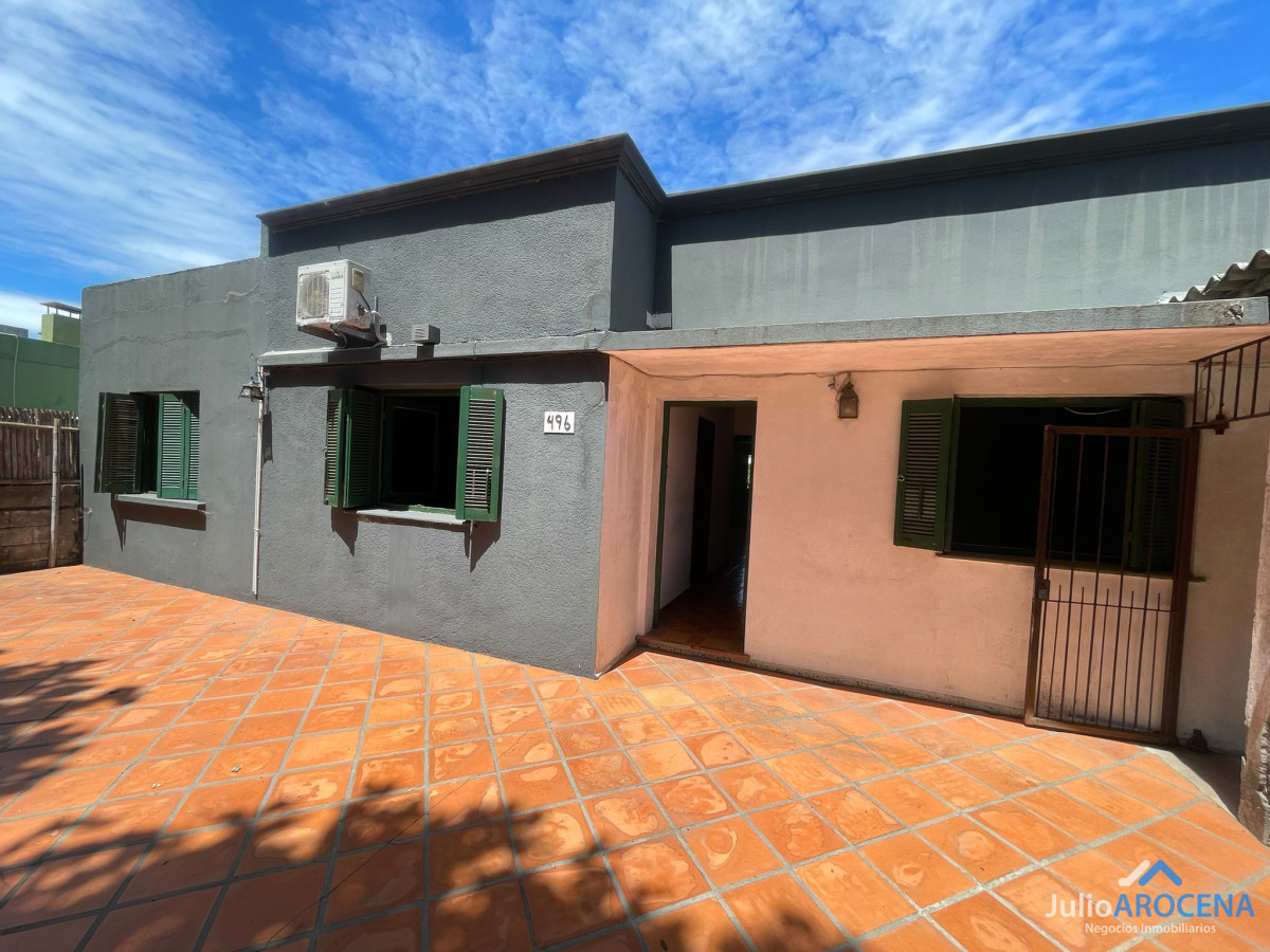 Casa ID.1162 -  Casa en Venta en el Corazón de Colonia - Pueblo Nuevo