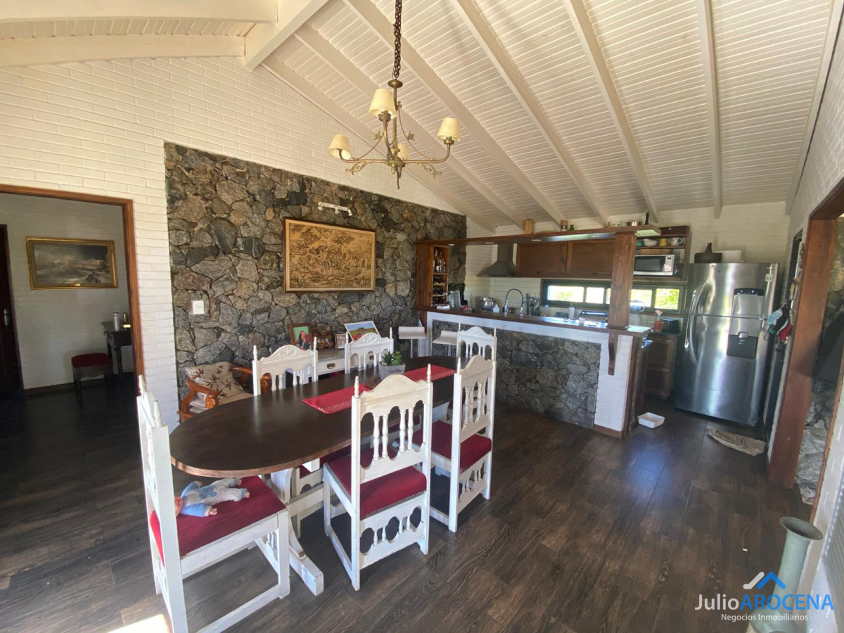 Casa ID.672 - Hermosa propiedad frente a Ruta 1