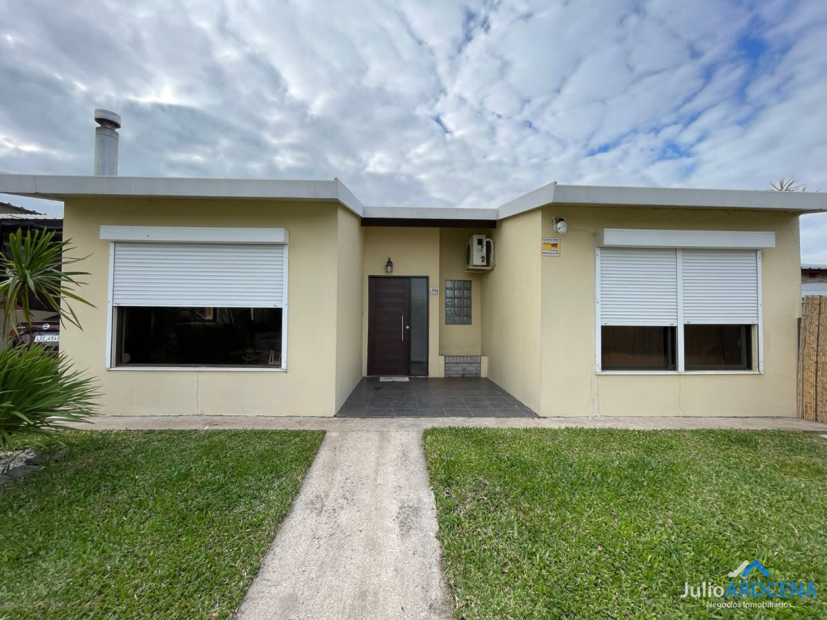 Casa ID.1239 - CASA HERMOSA EN FRACCIONAMIENTO SAN BENITO 