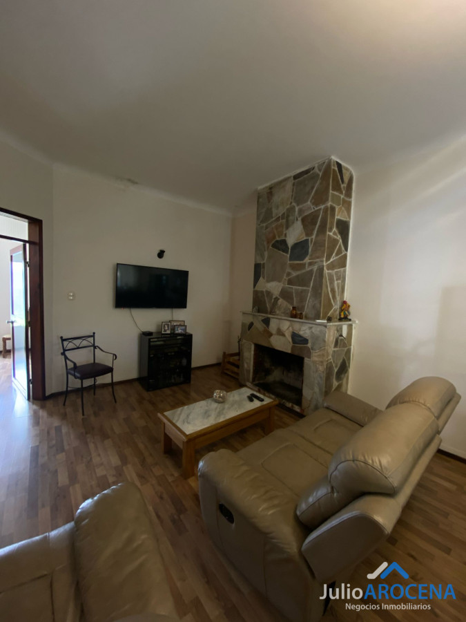 Casa ID.1231 - Hermosa Casa En Excelente Ubicación Para La Venta, Colonia Del Sacramento 