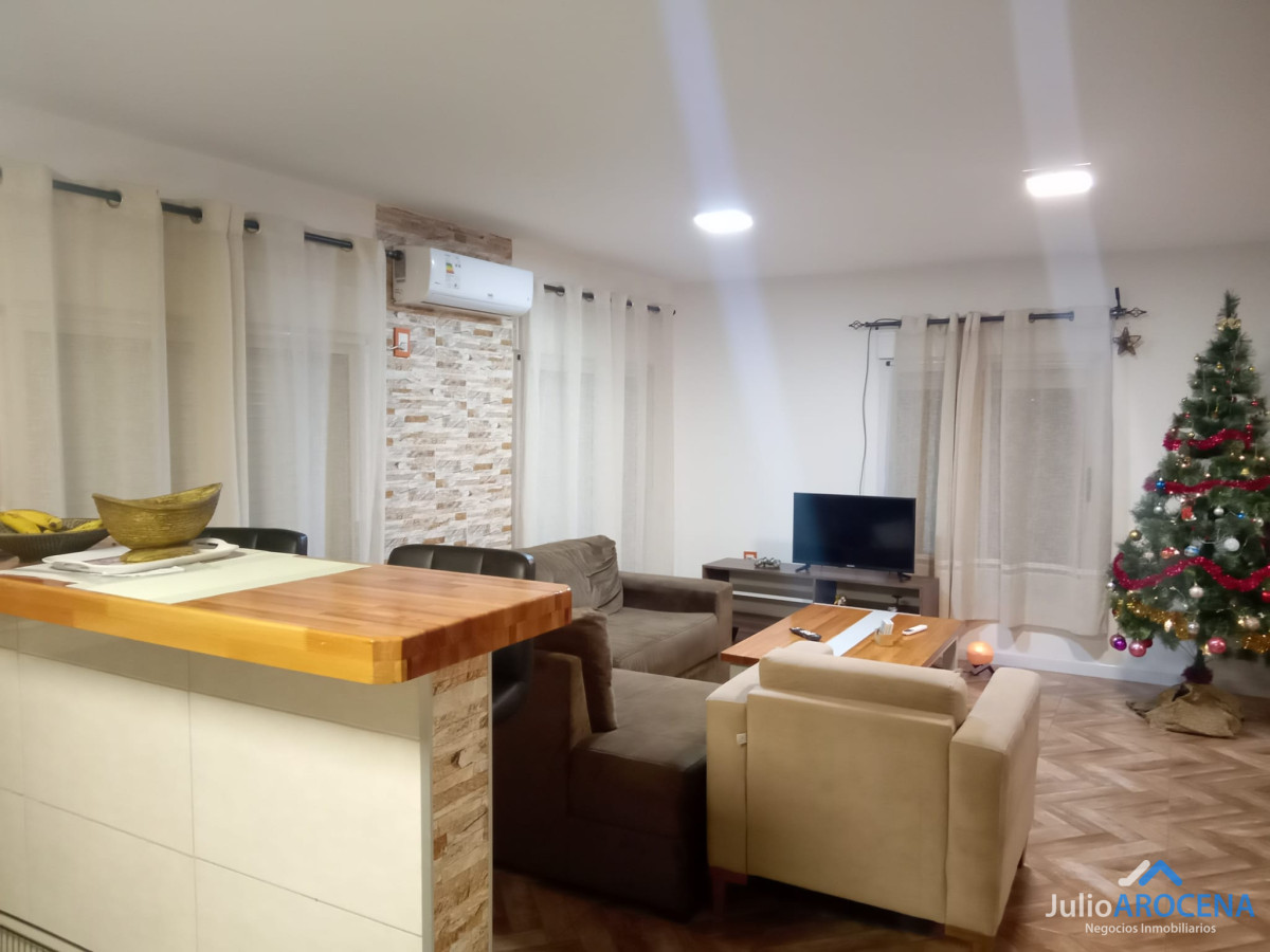 Casa ID.1273 - TREMENDA CASA DE 3 DORMITORIOS Y 2 BAÑOS